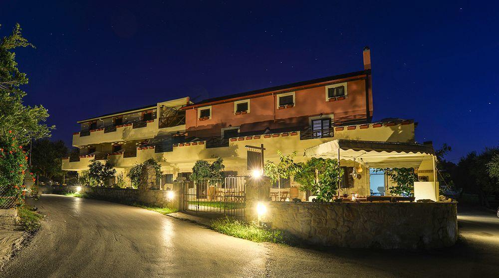 Dante'S Maisonettes Apartman Amúdi Kültér fotó